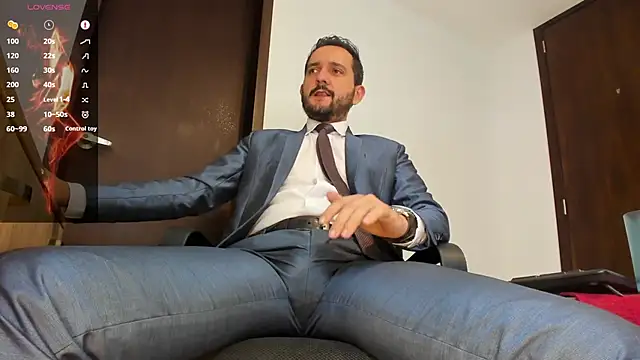 KarlBoss1 online show from September 19, 9:14 pm
