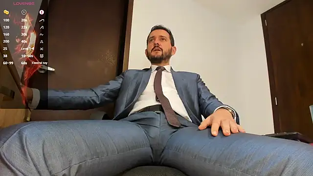 KarlBoss1 online show from September 20, 9:15 pm
