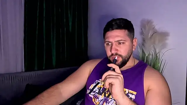 Gold Alpha Boy online show from January 17, 11:06 pm