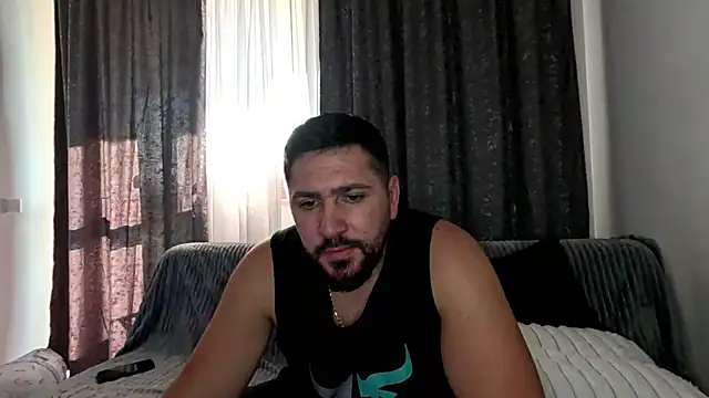 Snapshot of Gold_Alpha_Boy chatting on October 22, 11:25 am Gold Alpha Boy online show from October 22, 11:25 am