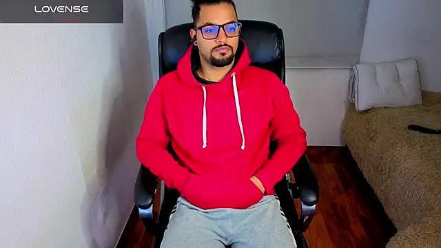 Ernesto-Rodriguez82 online show from February 23, 4:03 am