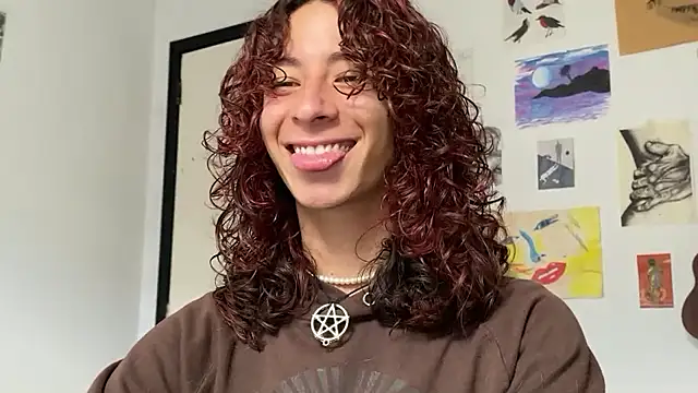 camille delrey online show from February 22, 5:03 pm