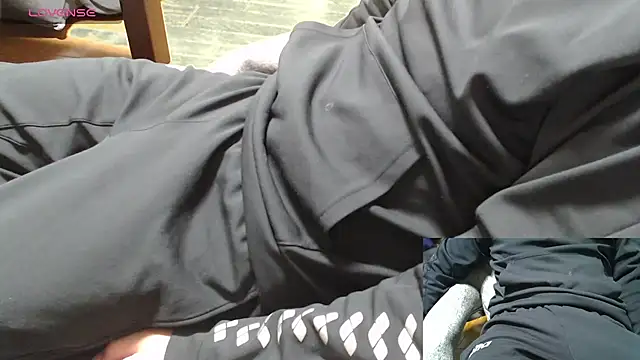 Yasu2000 online show from November 22, 2:33 am