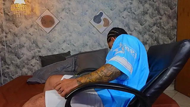 Apolo rousse1 online show from December 14, 9:55 pm