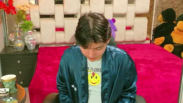 alandelrey57 online show from February 13, 7:47 am