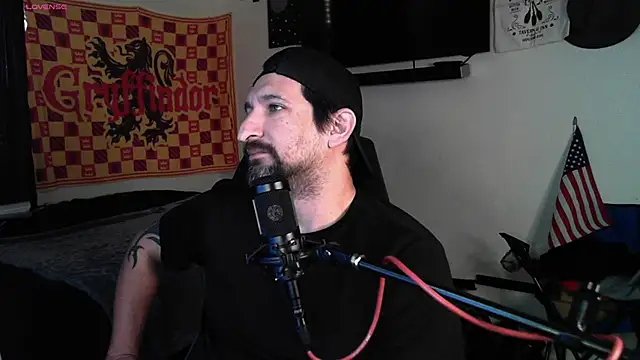 Snapshot of DevilPup75_ chatting on October 3, 1:38 pm DevilPup75  online show from October 3, 1:38 pm