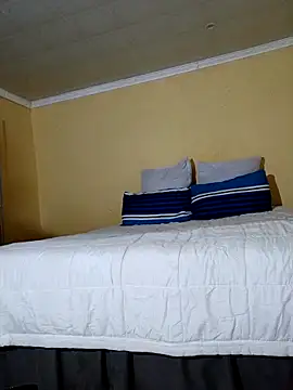 BellsStyles online show from October 30, 3:35 pm