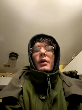 Hungboxer69 online show from November 10, 12:26 am