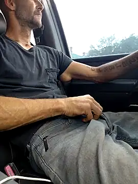 Hungwell1515 online show from February 21, 1:56 pm