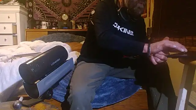 reebokrick650 online show from January 8, 2:50 am