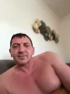 BULLBSX online show from April 9, 4:02 pm