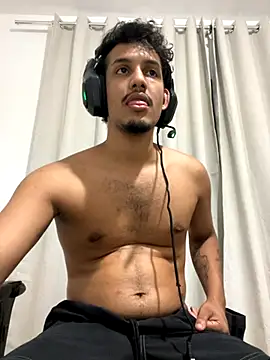 Snapshot of BAGHEERAPGG chatting on October 19, 3:44 am BAGHEERAPGG online show from October 19, 3:44 am