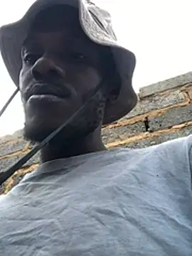 cuminsidebby online show from February 14, 11:49 am