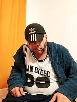 SmokedAlloy2 online show from February 18, 2:31 am