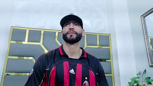 yorbymaxx online show from December 17, 2:13 pm