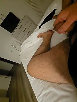 Snapshot of Dany2150 chatting on October 13, 7:42 pm Dany2150 online show from October 13, 7:42 pm