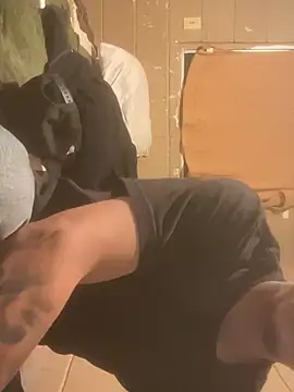 Osmarcito21 online show from January 13, 3:55 am