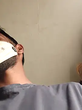 RAYI Queen 4 online show from December 14, 4:08 am