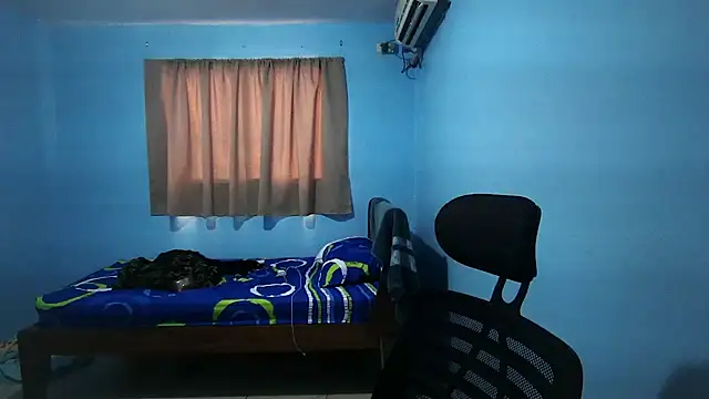 Jaket lovers online show from September 23, 6:40 pm