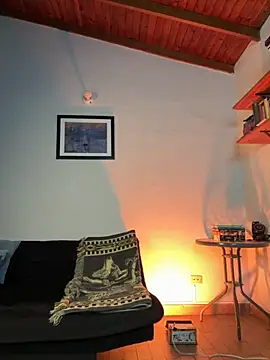 Snapshot of AlekBlake_ chatting on October 24, 3:08 am AlekBlake online show from October 24, 3:08 am