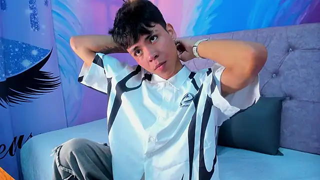 MaxiWildd online show from March 20, 2:10 pm