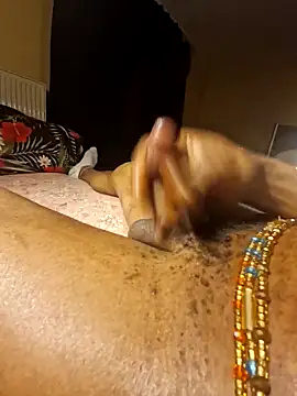 solofe19 online show from April 15, 3:50 am