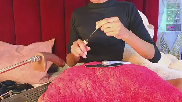 PrincePoppy online show from November 12, 8:57 pm