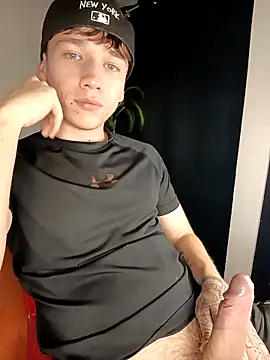 Logan sixxer online show from September 18, 10:56 pm