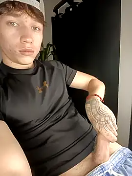 Logan sixxer online show from October 4, 10:14 pm