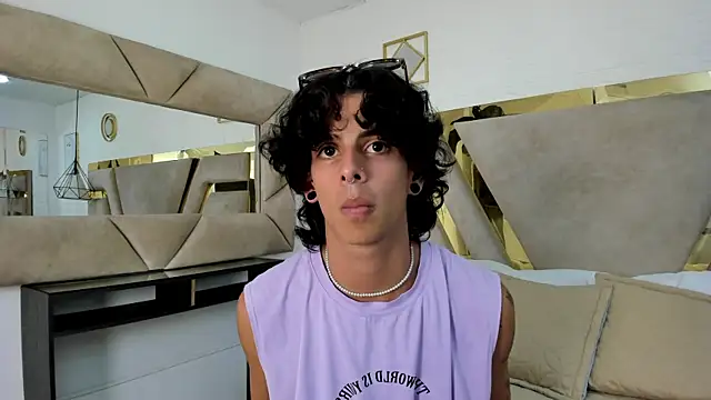 Ibratxandy online show from October 27, 8:33 pm