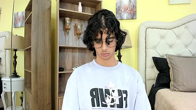 Ibratxandy online show from December 22, 7:11 pm