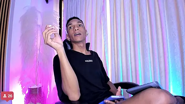 JulienSaint online show from November 12, 12:22 pm