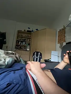 xmilolivex online show from January 17, 8:39 am