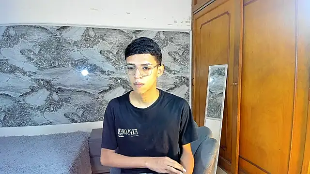 BILLY JAMEES online show from January 17, 12:30 pm