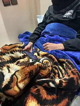 Yasar-Xxxl online show from February 20, 2:19 am