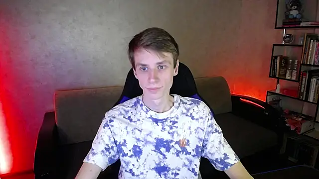 yes cute boy  online show from October 1, 6:12 pm