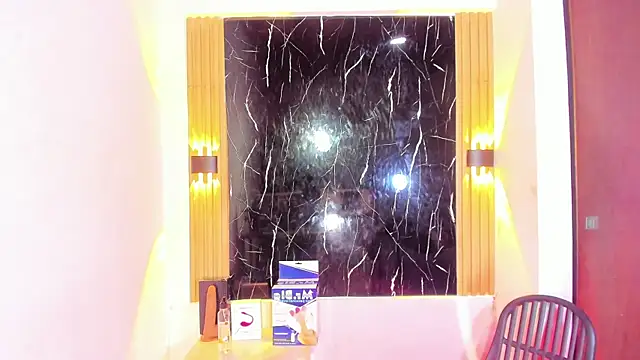 Wyatt Rose online show from October 30, 5:42 am