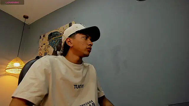 markbowie online show from January 8, 12:43 pm