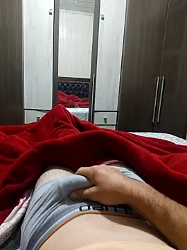 Gustavo198045 online show from October 18, 2:38 am