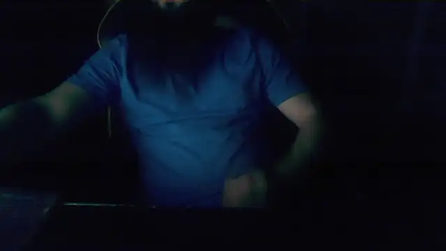 LondonMan1988 online show from November 25, 5:59 pm