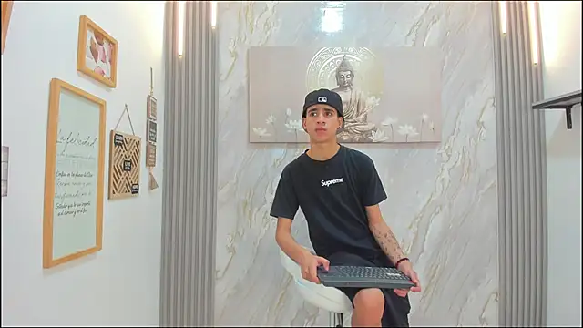 TWINKS BOYS1 online show from January 7, 7:52 pm