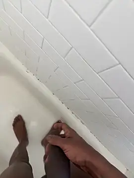 mrmanfrfr online show from February 13, 5:51 pm