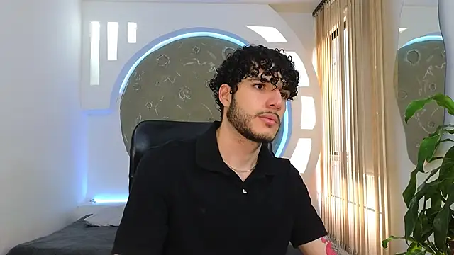 Rafael Mendezz online show from September 19, 9:03 pm