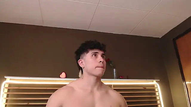 PaulEvens online show from November 28, 1:24 pm