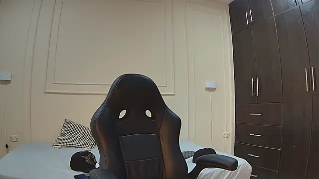 nathan shimmer online show from December 19, 9:12 pm