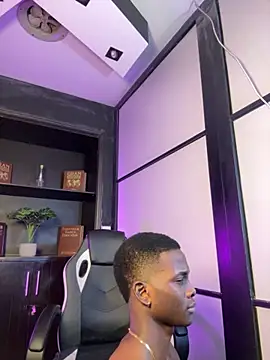 Brycce santos online show from November 5, 4:53 pm