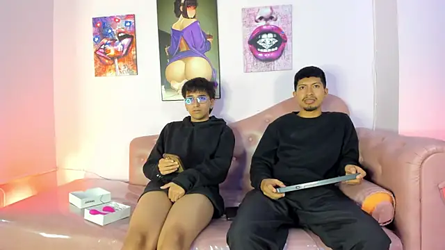 AxelAndJeremy online show from November 17, 2:14 am