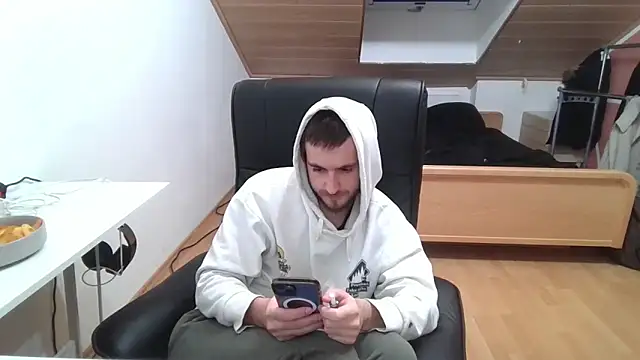 Bez3ybik online show from October 25, 10:44 pm