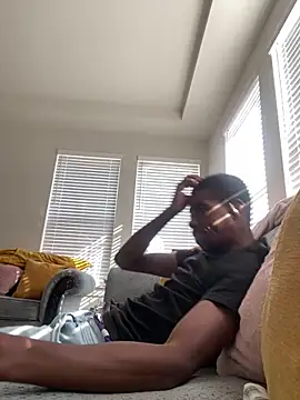 huhgtr online show from November 15, 7:27 pm