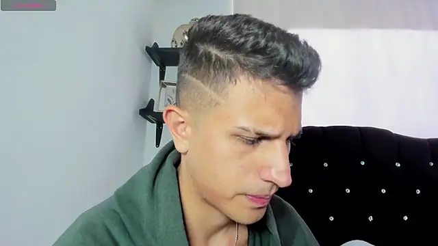 kevin ahss online show from April 15, 8:42 pm